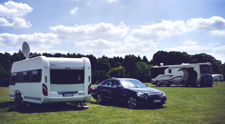 Wohnmobil oder Wohnwagen - Welches Fahrzeug passt zu mir?
