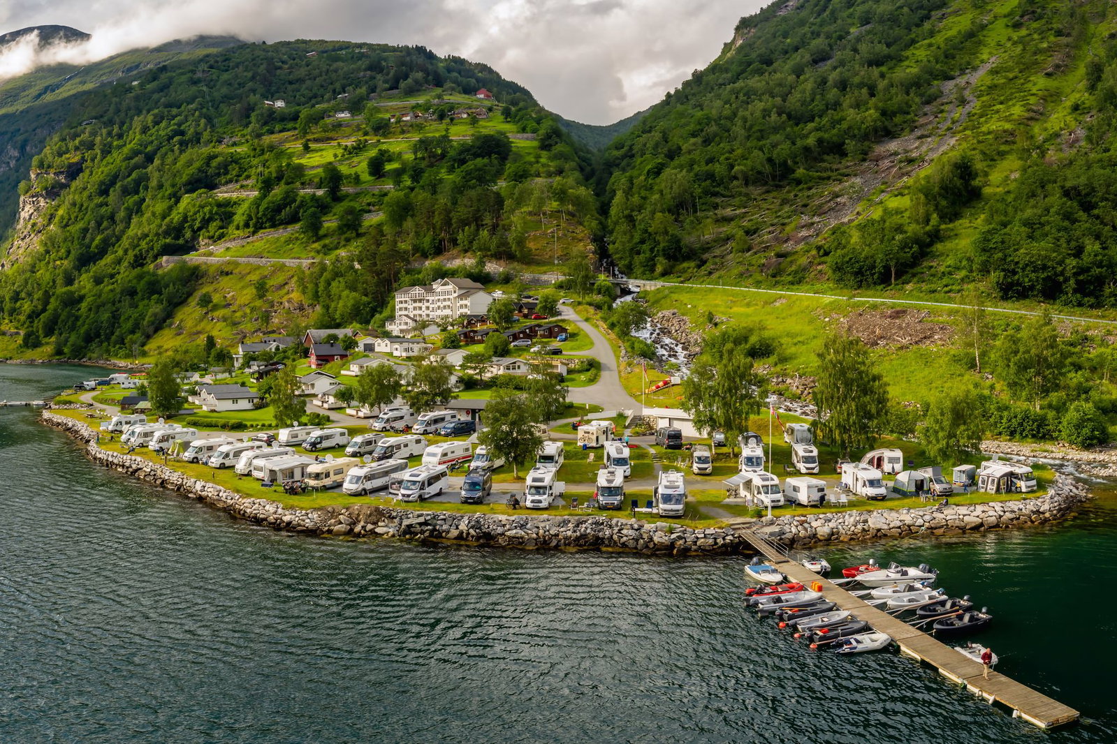 Anfängerfehler beim Camping: Diese 10 Dinge bringen deine Platznachbarn auf die Palme
