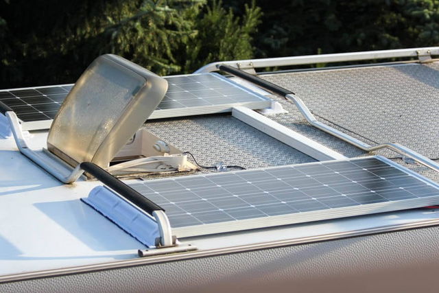 Solaranlage auf dem Wohnmobil - eine Montageanleitung