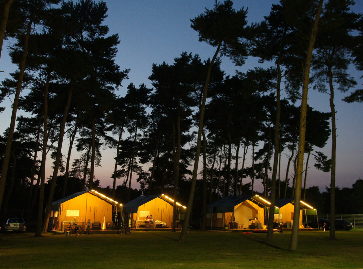 Safarizelten - www.campingpark-haddorf.de