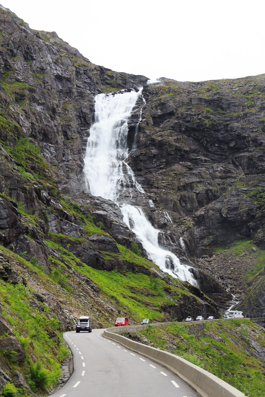 Der Wasserfall auf dem Trollstigen