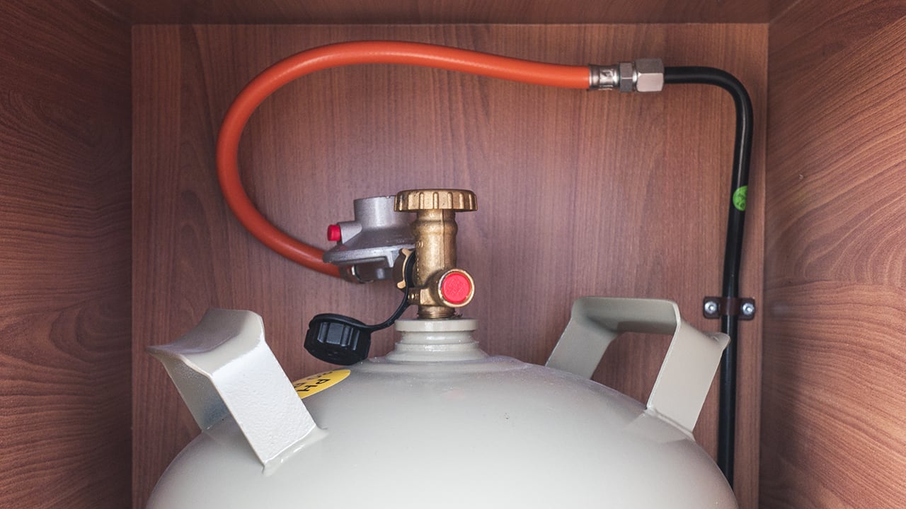 Gasflaschen beim Camping - Varianten, Befüllung, Sicherheitstipps