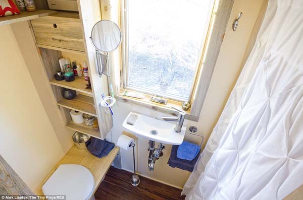 Blick in das Bad von einem der ersten Tiny Houses