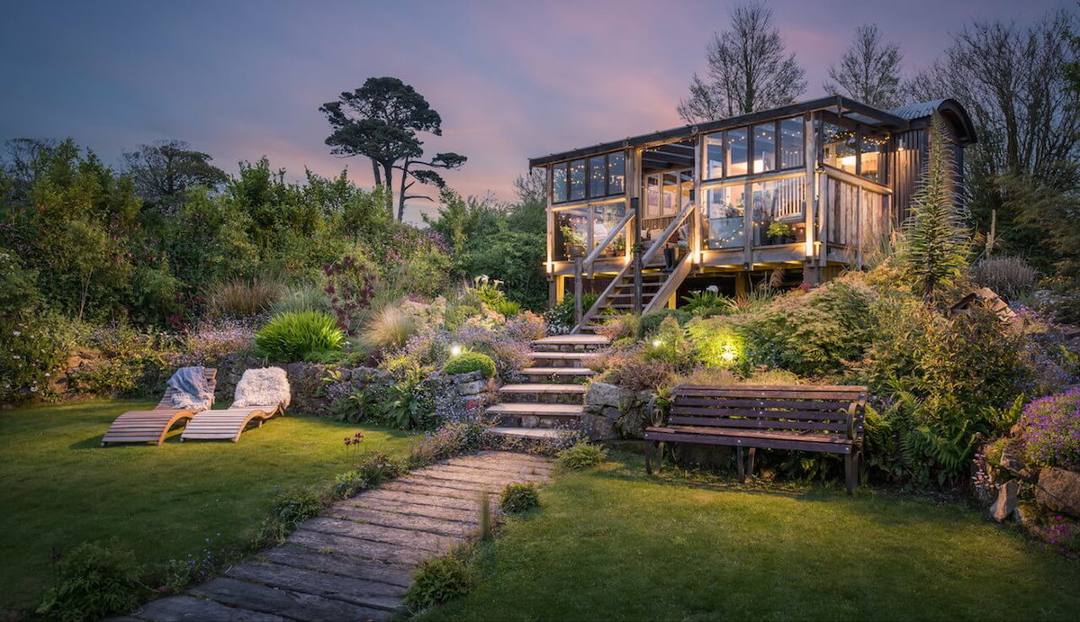 Ein Tiny House mit Garten Tiny Living in Cornwell