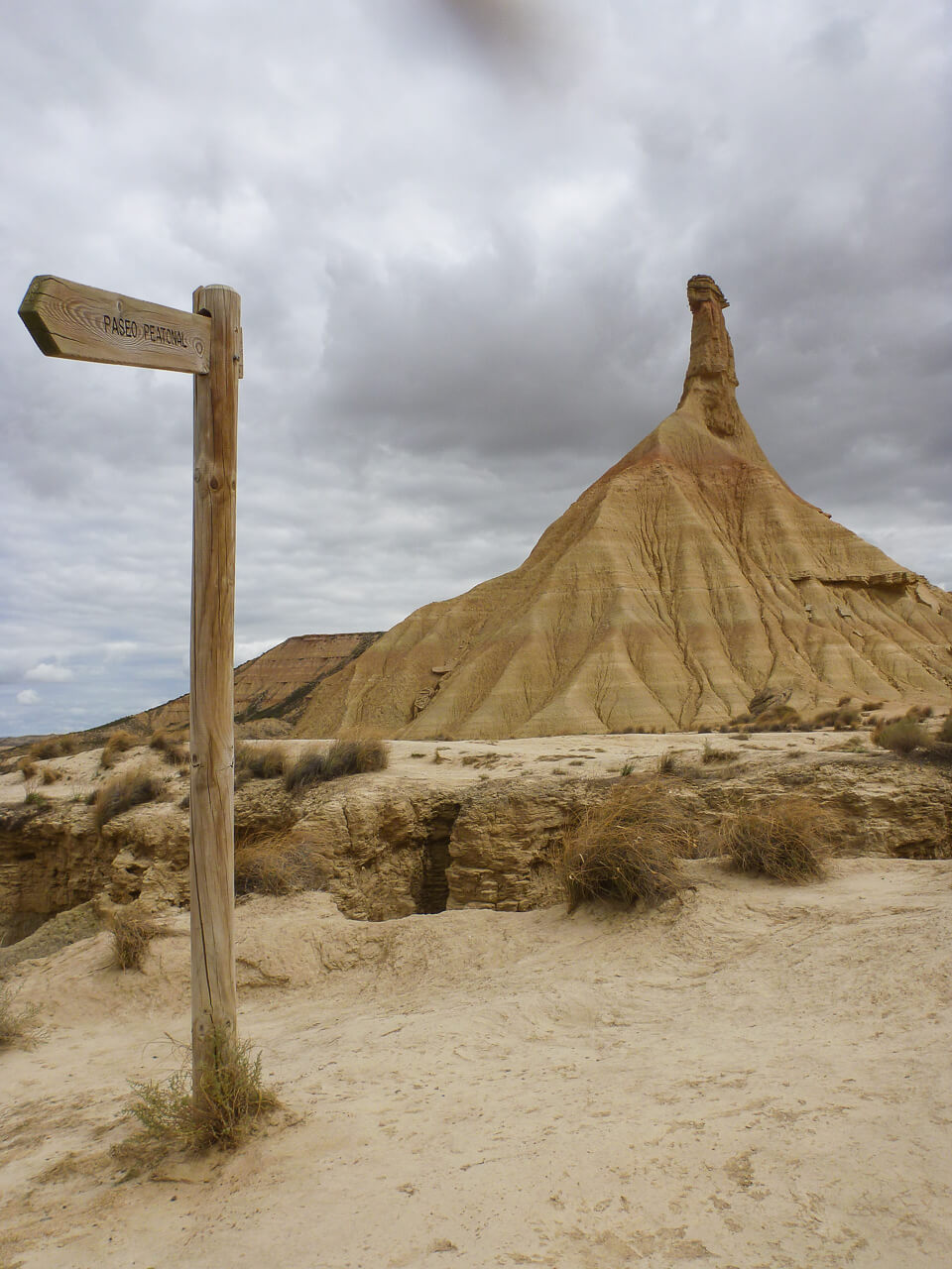 Castil de Tierra das Wahrzeichen von Bardenas Reales