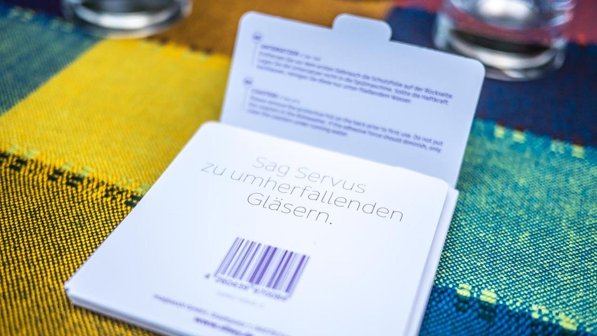 Eine Papierverpackung von einem Magnetuntersetzer von Silwy