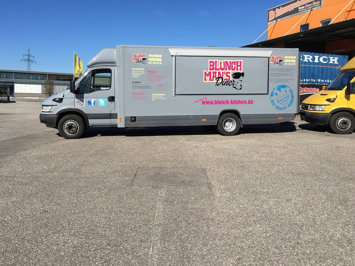 Der grosse graue Food Truck in Muenchen von The Blunch Kitchen
