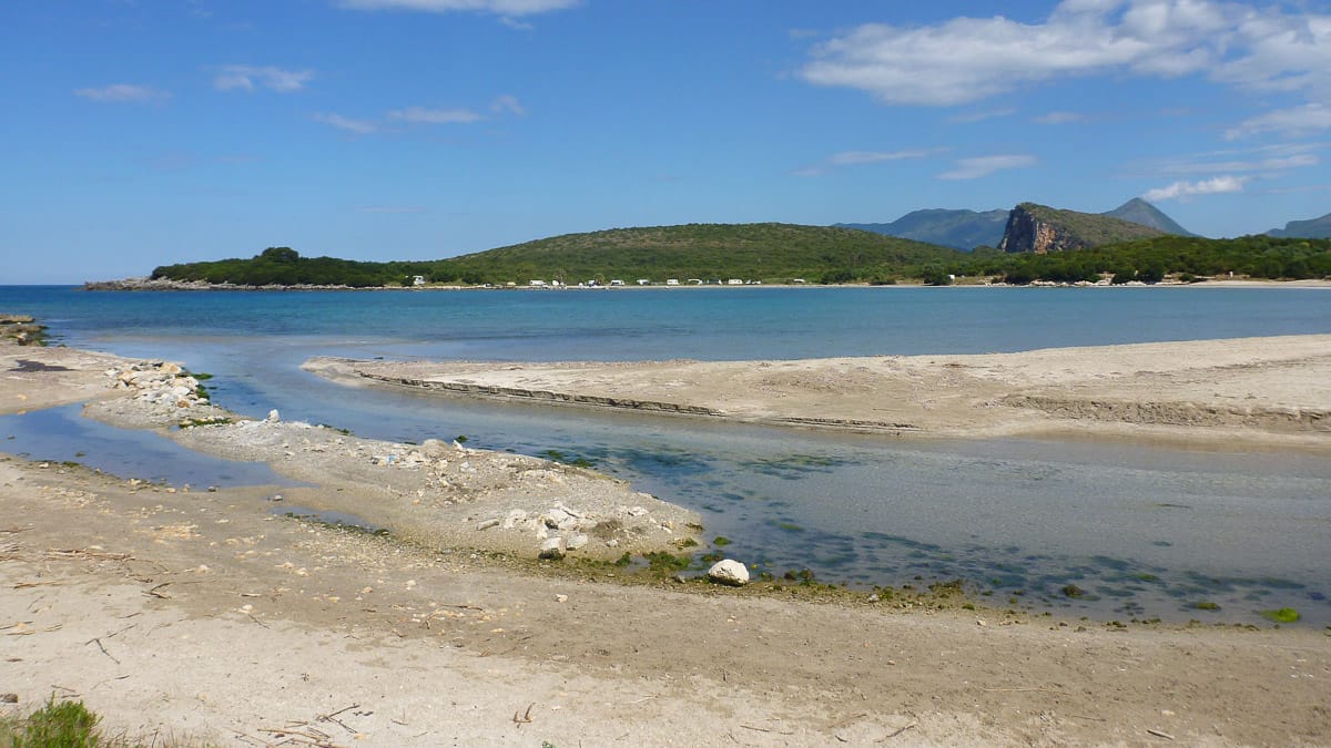 Wildcamping in Griechenland am Meer ist selten machbar