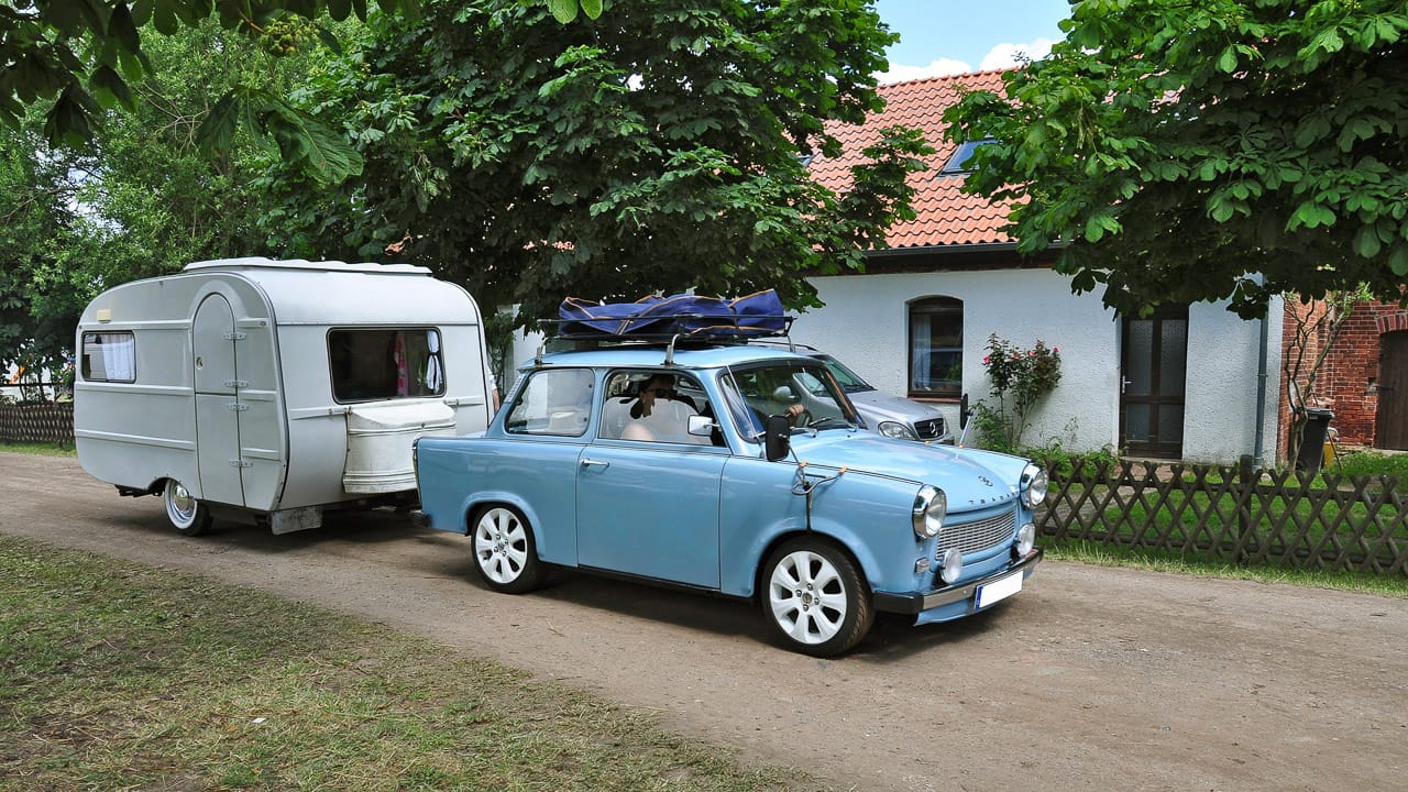 Ratgeber: So findest du das passende Zugfahrzeug für deinen Wohnwagen