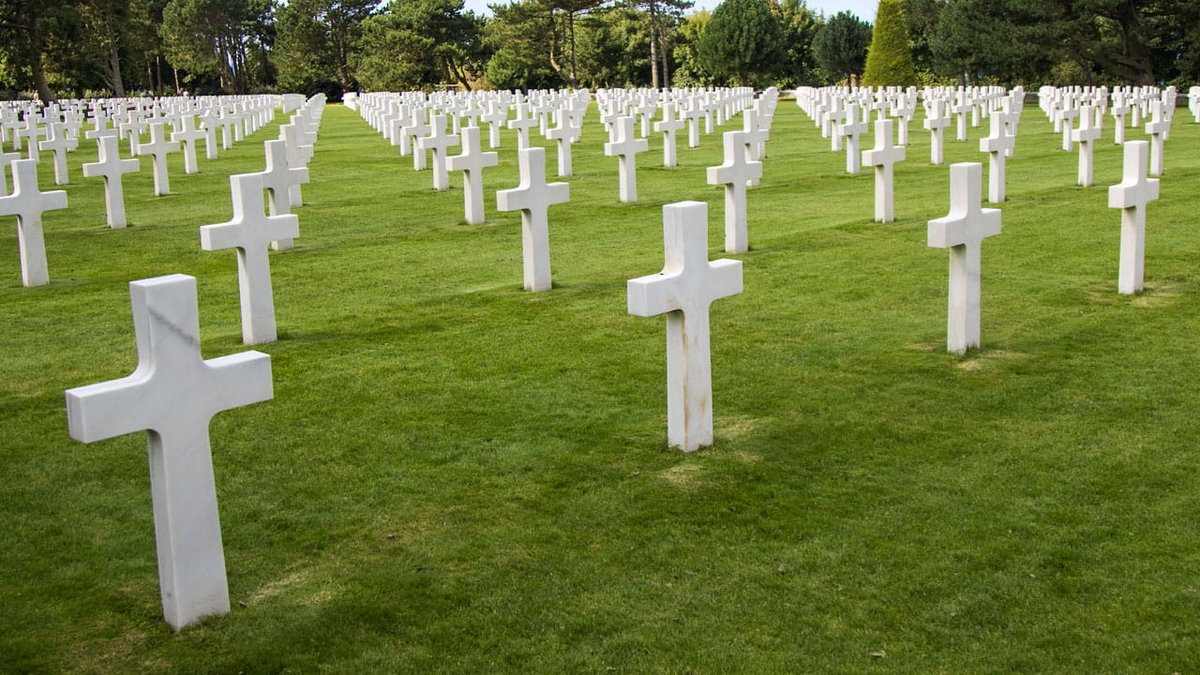 Die Kreuze auf dem Soldatenfriedhof in Colleville