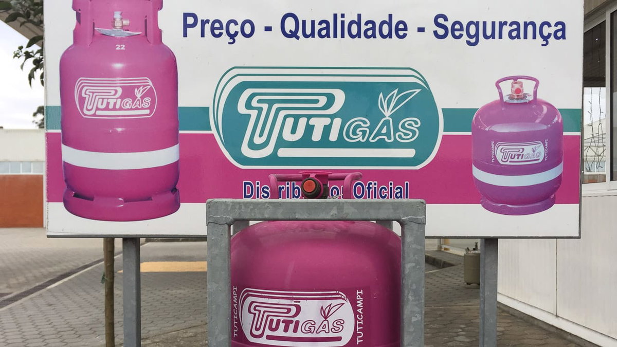 Eine Werbung von Tuti Gasflaschen in Portugal