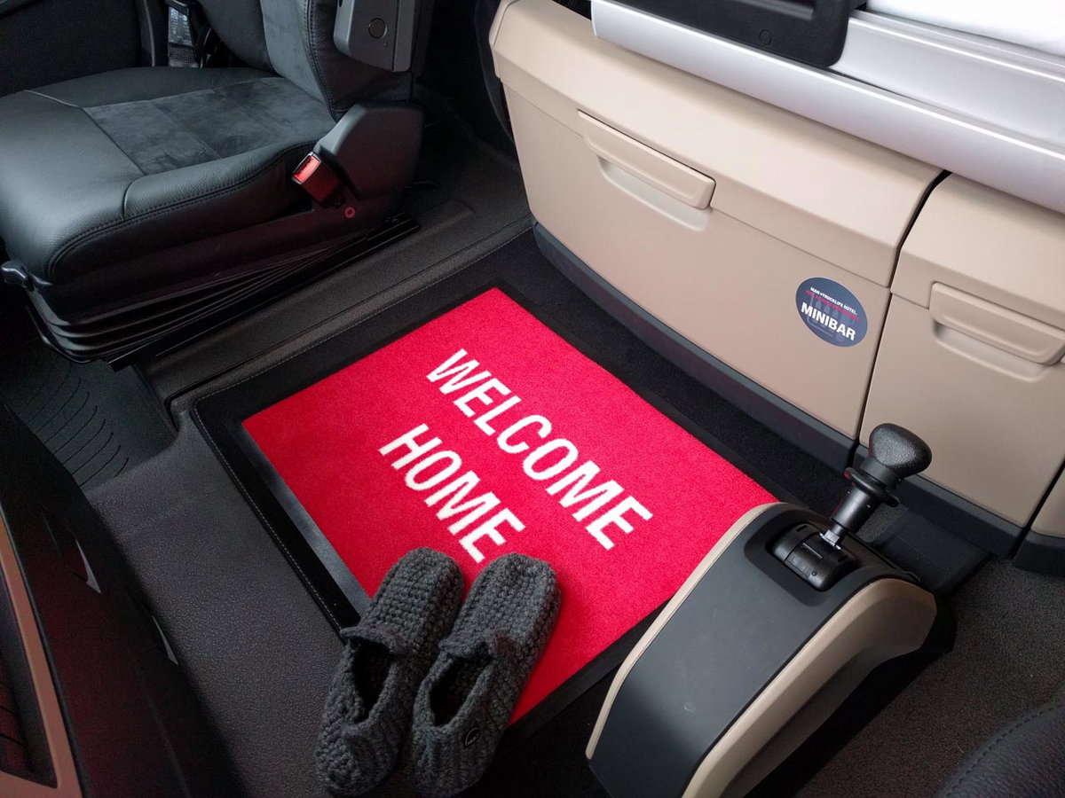 Roter Teppich im MAN Trucklife