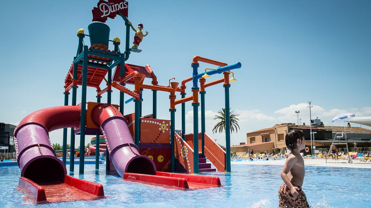 Badebereich von Las Dunas ein Familienfreundlicher Campingplatz in Europa