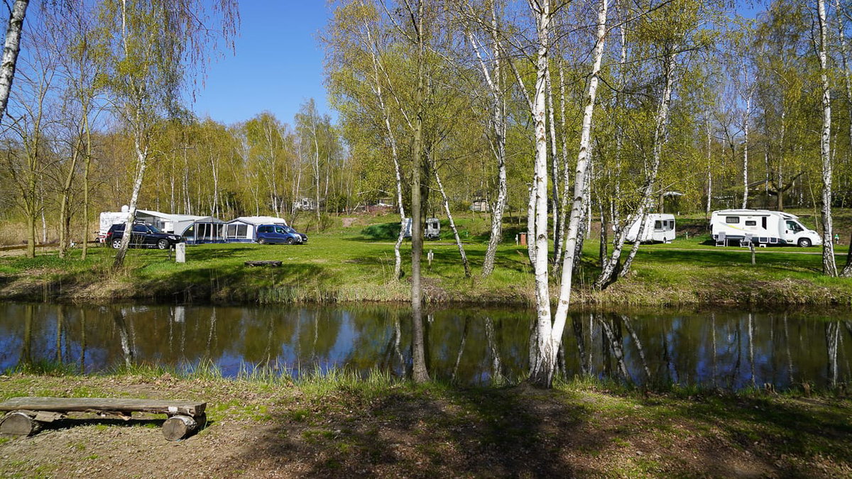 Naturnaher Campingplatz am See in Deutschland das Ferienresort Bergwitzsee