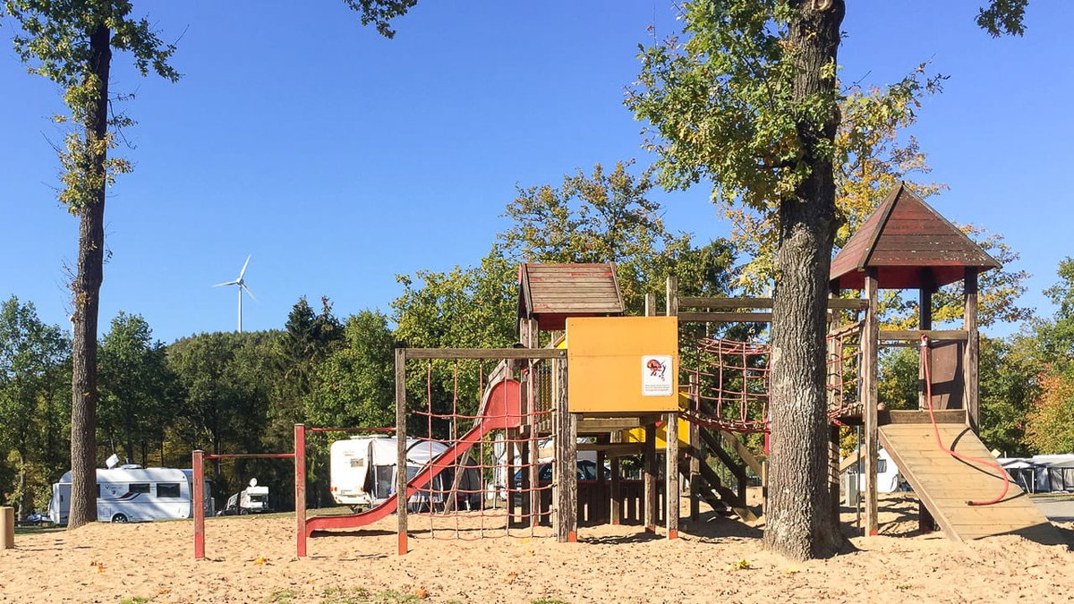 Familiencamping im Sauerland auf dem Vier-Jahreszeiten Camping