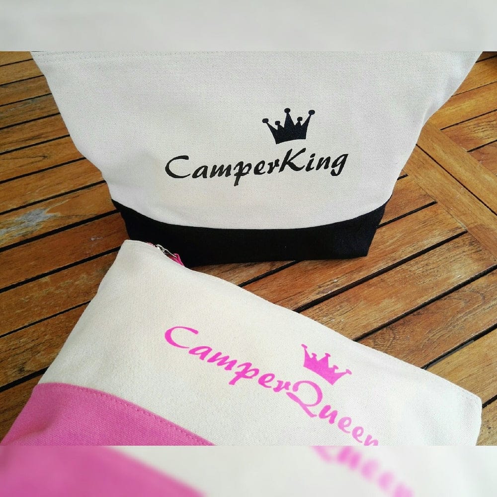 Kulturtaschen sind originelle Weihnachtsgeschenke für Camper