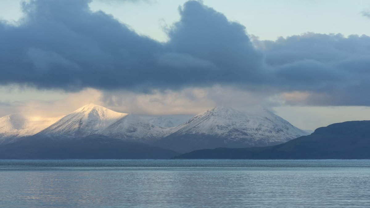 Blick auf Cullin Ridge beim Urlaub und Camping in Schottland