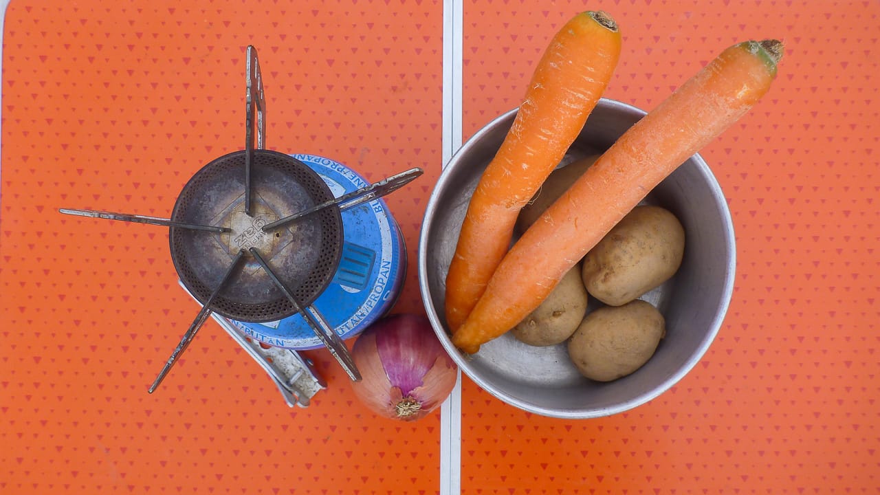 Leckeres One-Pot Gericht mit Möhren und Kartoffeln
