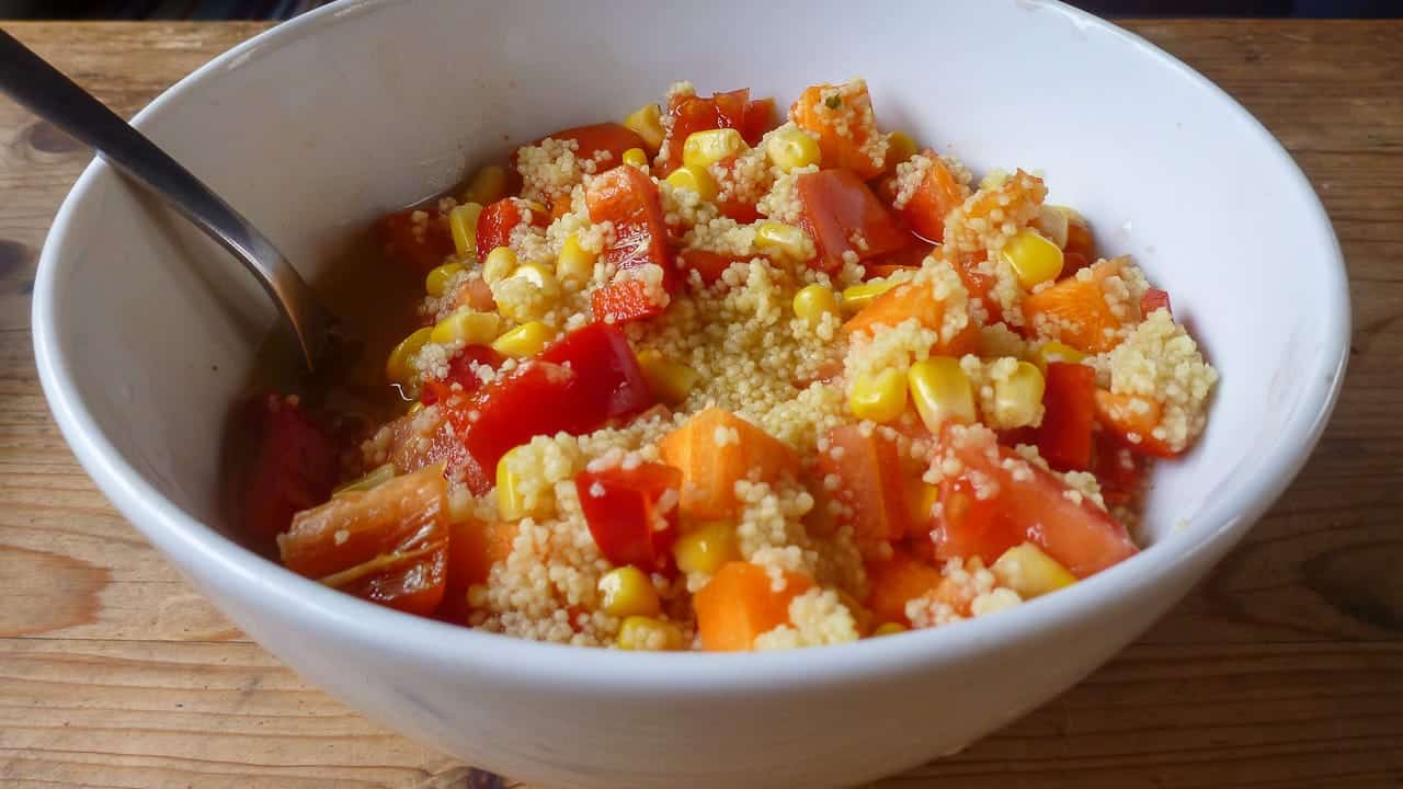 One-Pot-Campinggericht: Couscous mit Gemüse