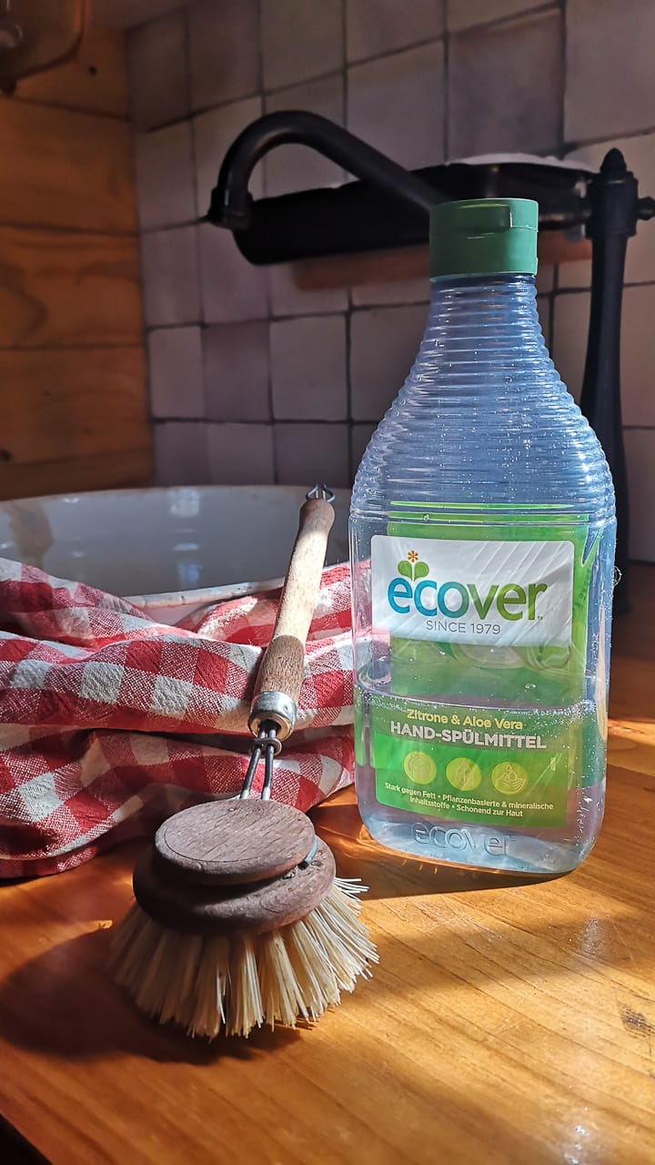 Frühjahrsputz im Camper mit umweltfreundlichen Spüli
