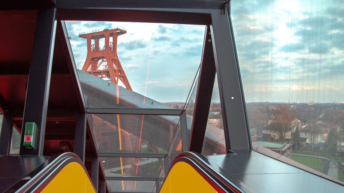 Ausblick auf Zeche Zollverein beim Urlaub im Ruhrgebiet