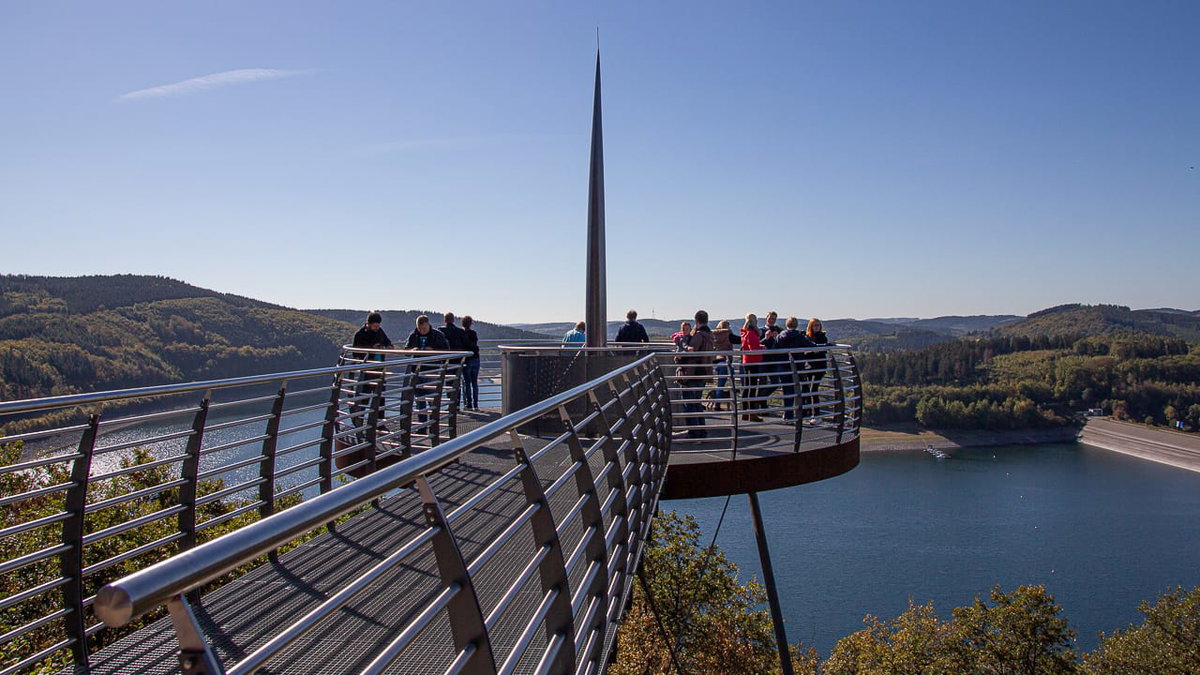 Aussichtsplattform Biggeblick beim Besuch mit Camping im Sauerland