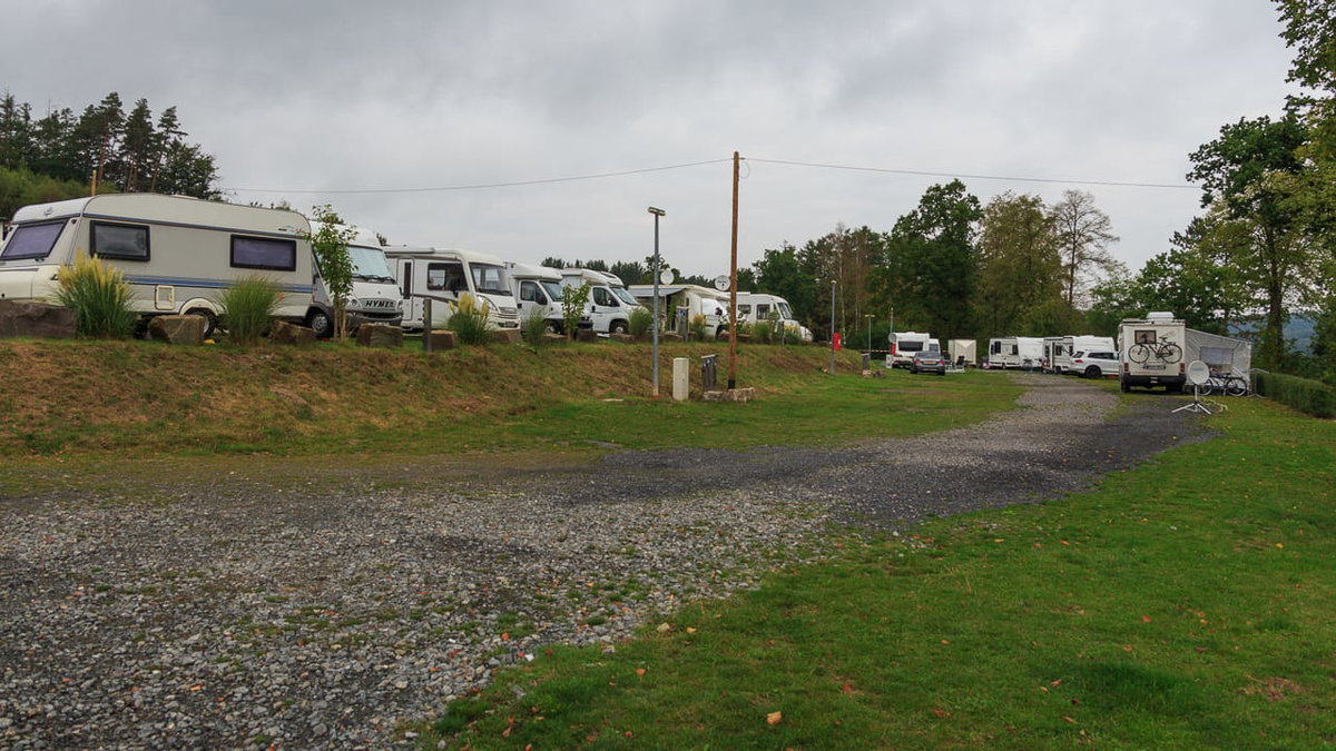 Wohnmobilstellplatz am Sorpesee für Camping im Sauerland