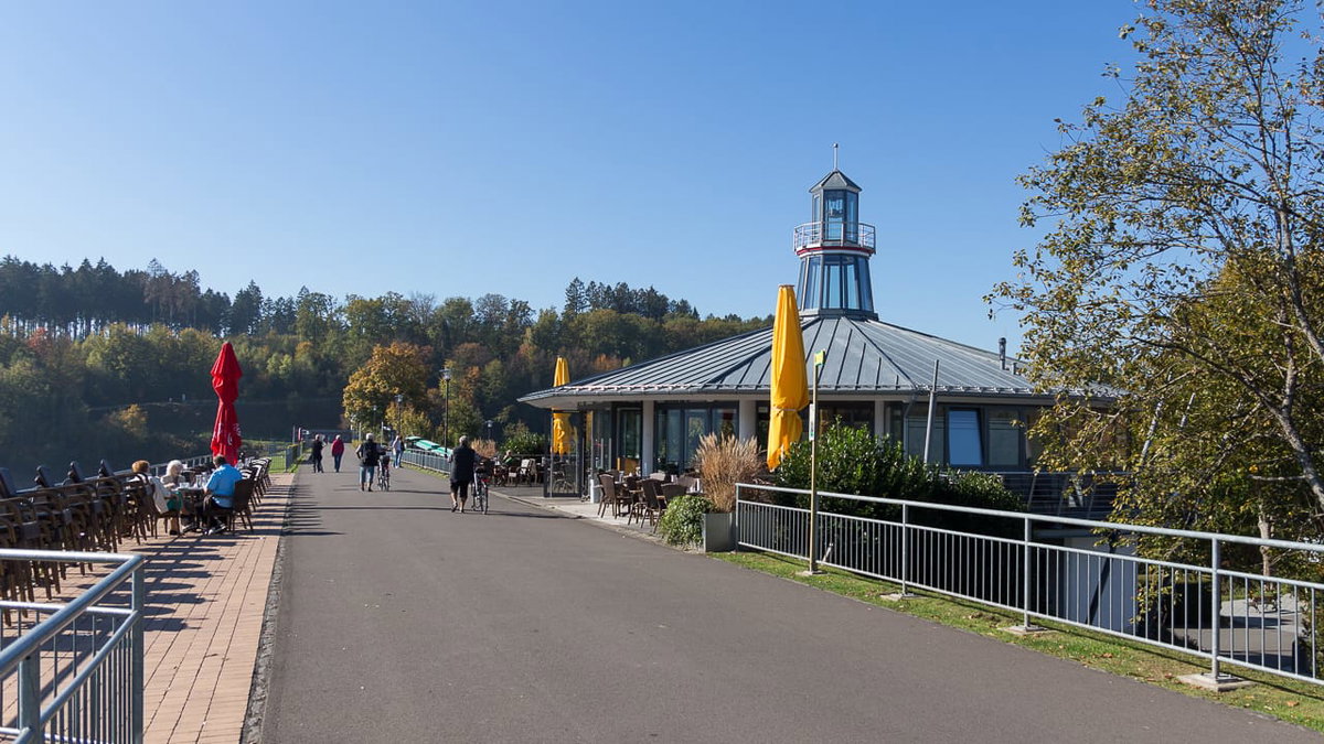 Leuchtturm am Biggedamm beim Camping im Sauerland