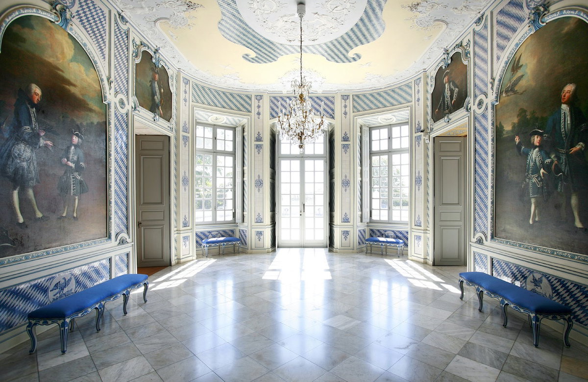 Camping in Köln mit Besuch vom Schloss Falkenlust in Brühl