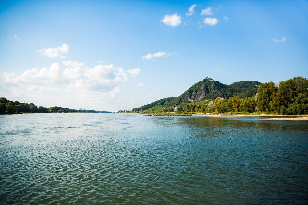 Camping am Mittelrhein mit Besuch der Burg Drachenfels