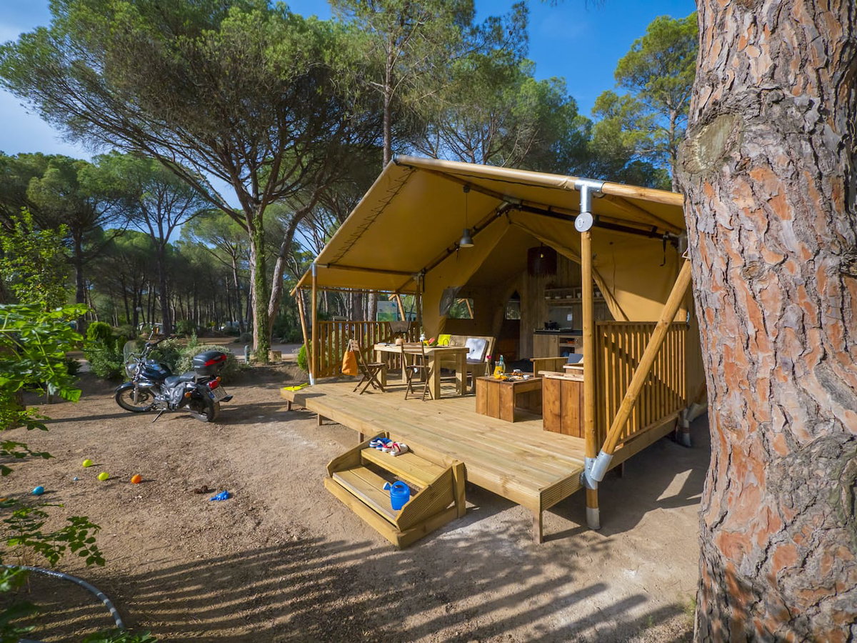 Glampingelt auf dem Camping Punta Mila