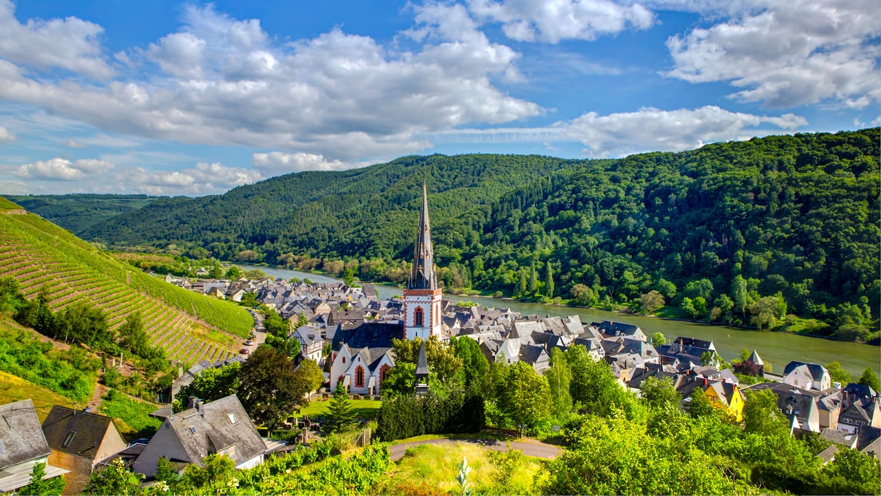 Camping an der Mosel: Tipps für schöne Wohnmobiltouren zum Nachfahren