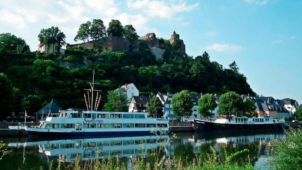 Schifffahrt an der Saar-Riesling-Strasse