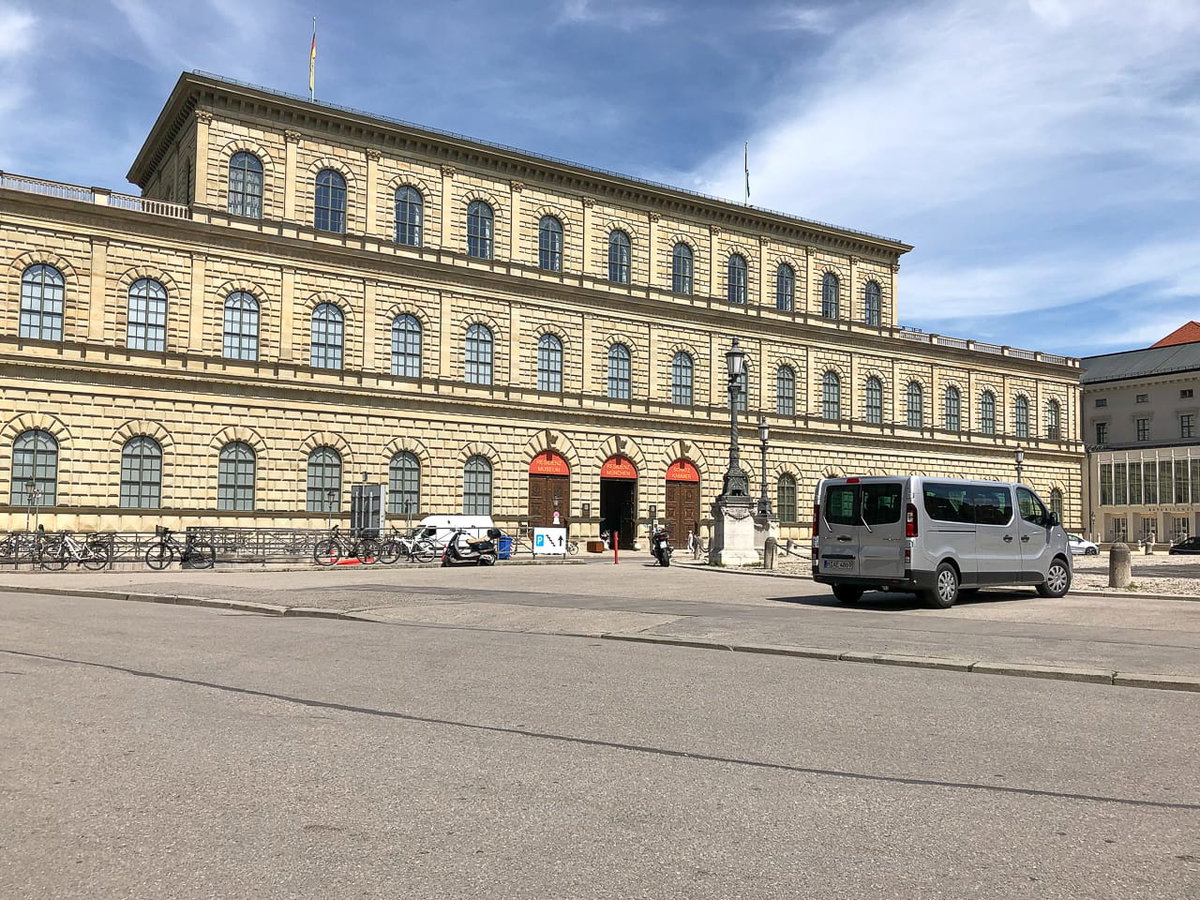 Residenz München bei Camping in Oberbayern