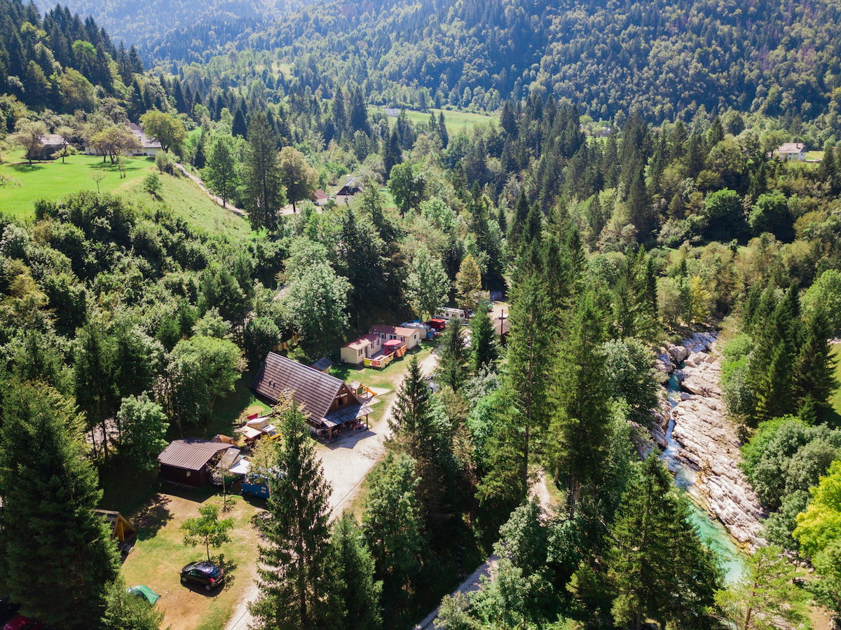 Blick auf das Camp Korita für Camping in Slowenien