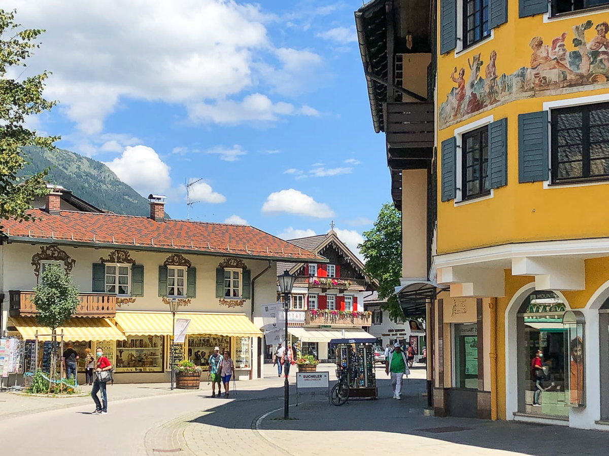 Marktplatz beim Camping in Oberbayern