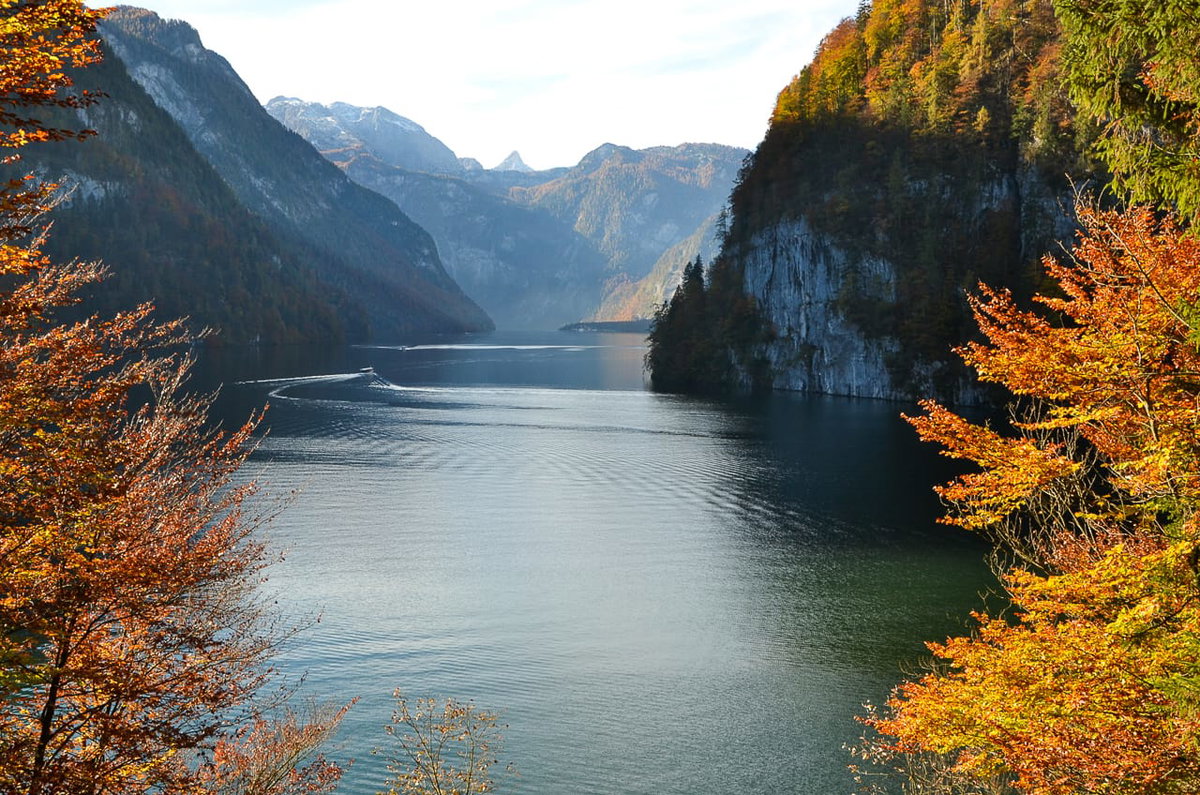 Blick auf den Königssee beim Urlaub mit Camping in Oberbayern