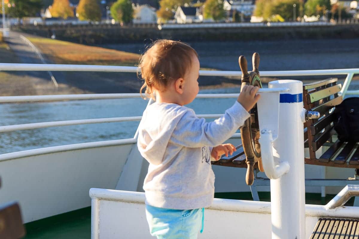Schifffahrt auf dem Biggesee im Urlaub im Sauerland mit Kind