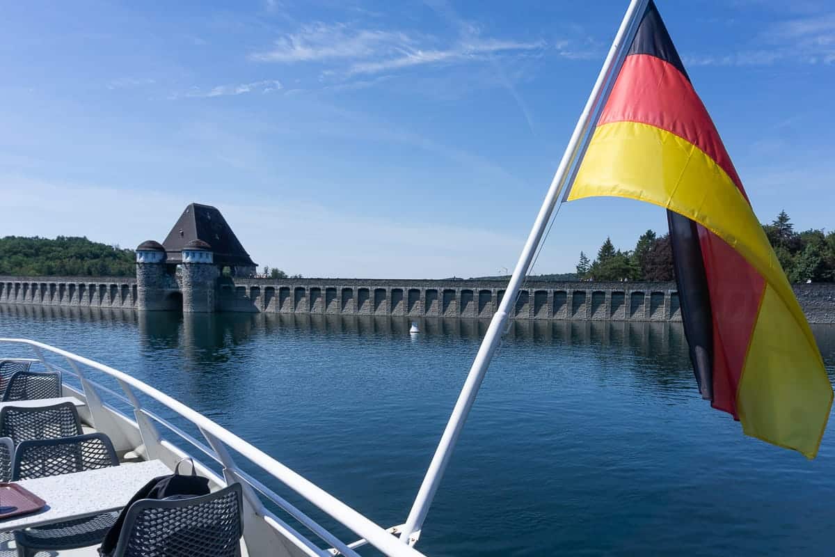 Schifffahrt auf dem Möhnesee im Urlaub im Sauerland mit Kind