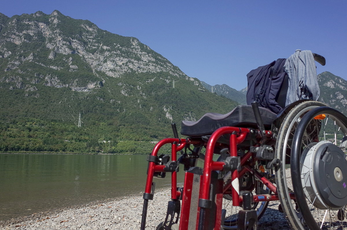 Mit dem Rolli am See auf dem barrierefreien Campingplatz