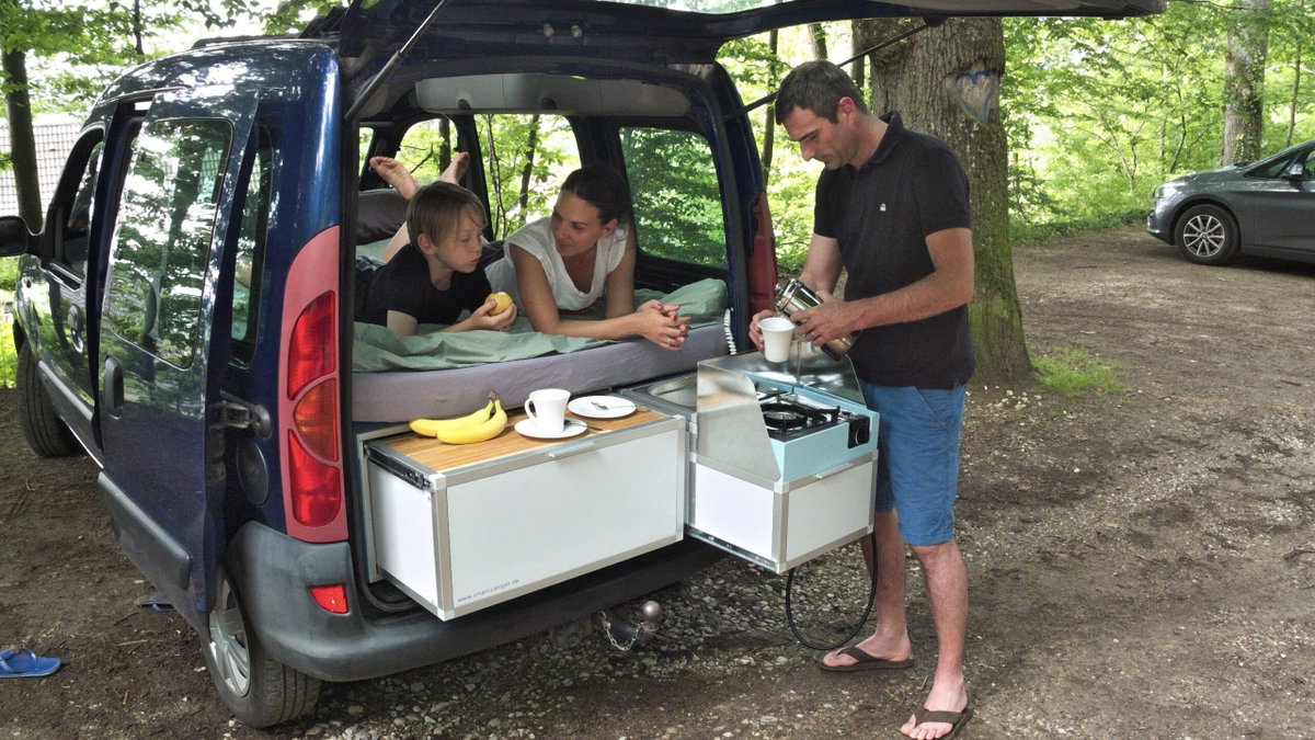 Kochen im Mini Camper Smart Camper