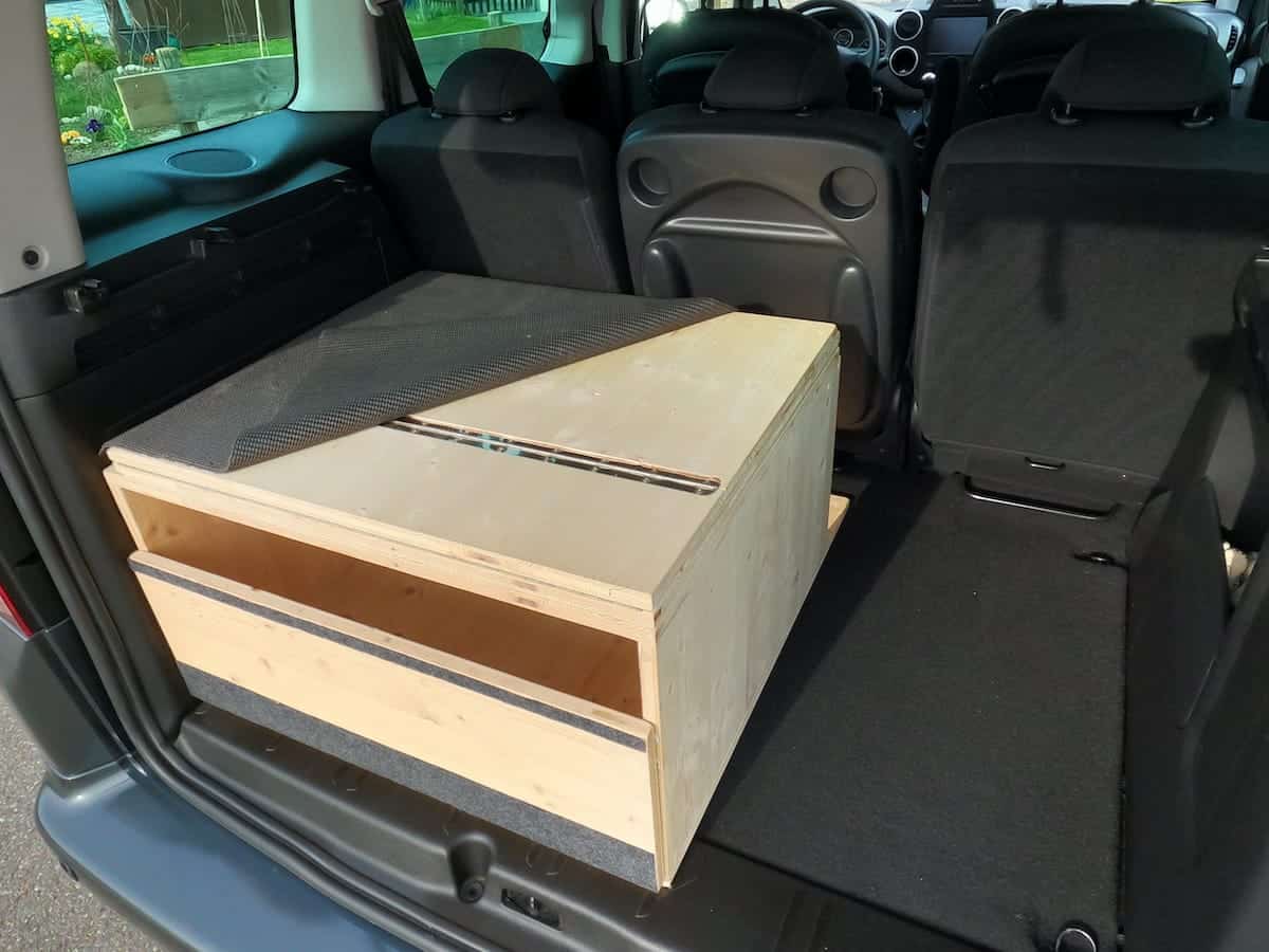 Mini Camper Selbst Ausbau vom Berlingo