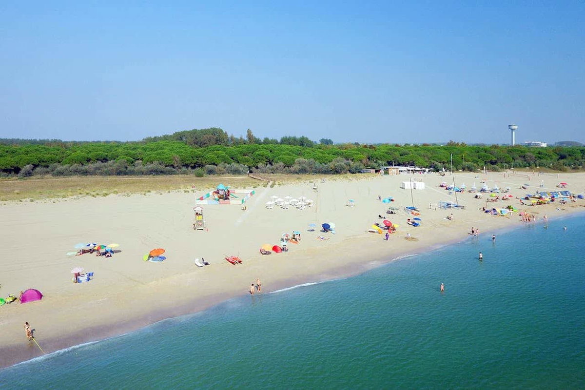Strand vom Union Lido Camping für Camping mit Hund in Europa