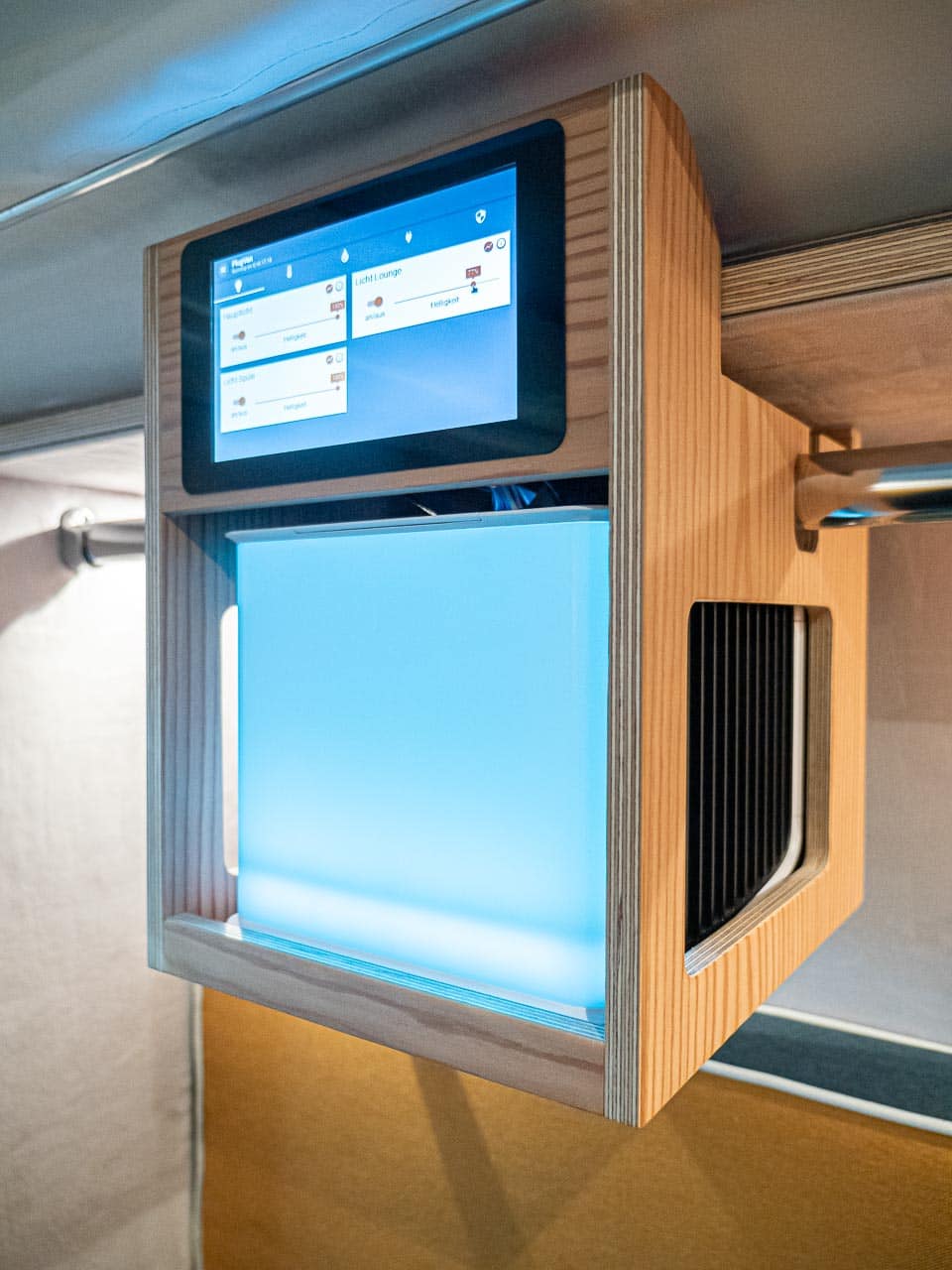 Eingebaute Camping Klimaanlage im Wohnwagen oder Wohnmobil
