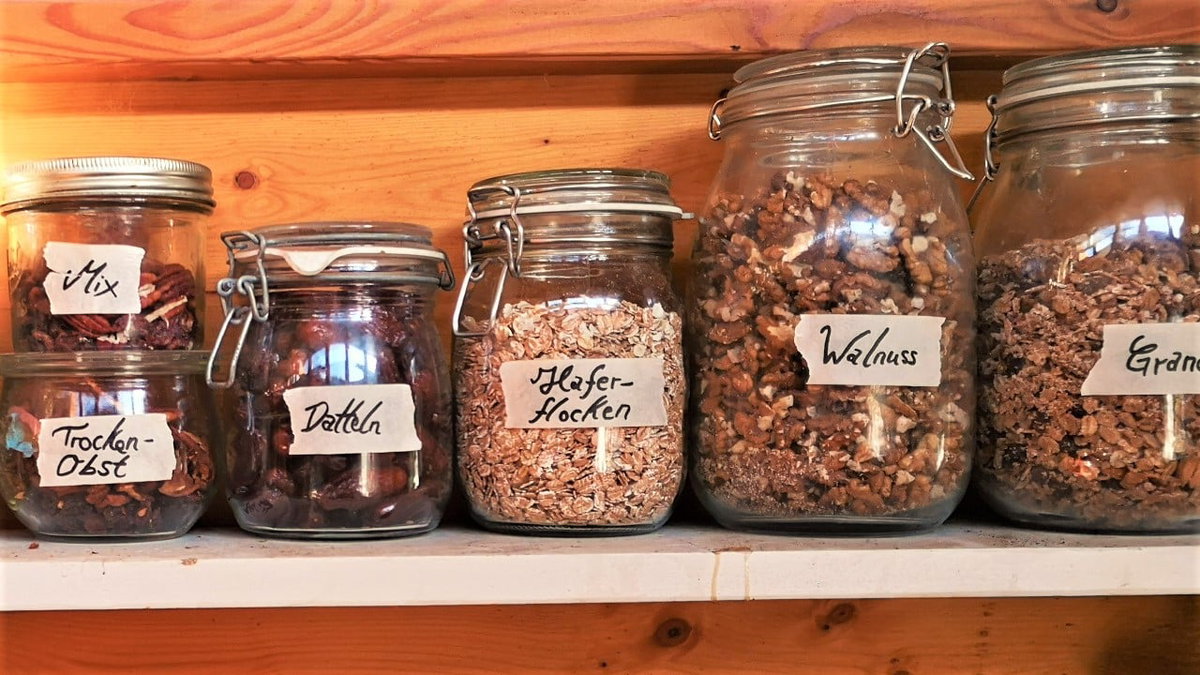 Etiketten und Label für DIY Produkte vom Einkochen und Einlegen beim Camping