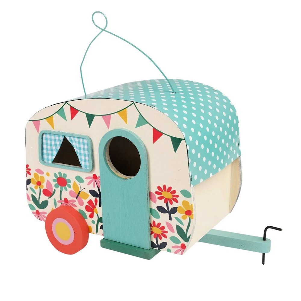 Ein Vogelhaus als Wohnwagen als Camper Geschenk von myshabbycountrychic bei etsy