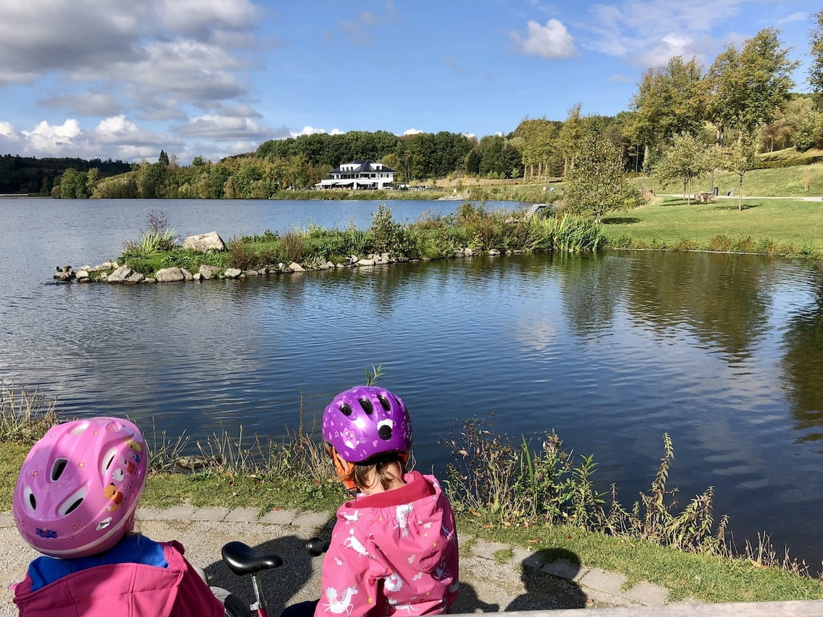 Familiencamping im Sauerland am Airlebnisweg am Sorpesee