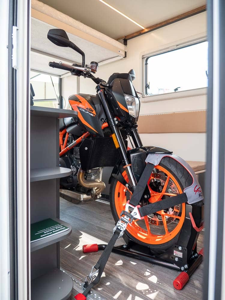 The Cuber Motorrad-Gestell