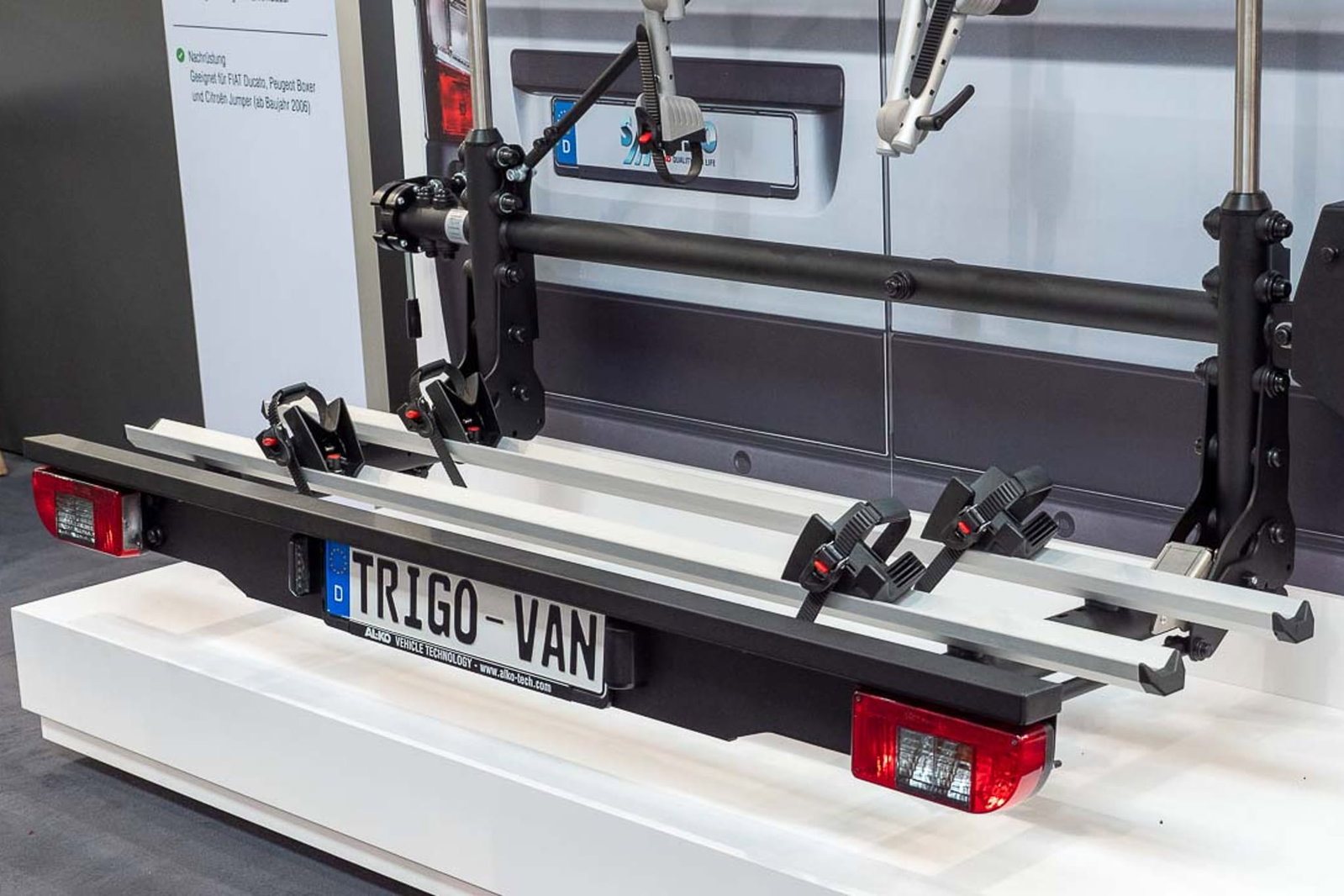 Camping-Zubehör 2023: SAWIKO Trigo Van - der praktische Fahrradträger für Kastenwagen