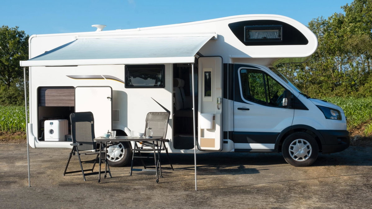 Daan Tech Bob  im Wohnmobil